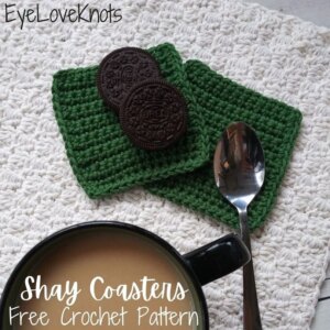 Green crochet coasters Oreos