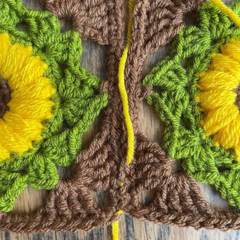 Crochet sunflower granny squares