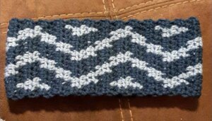 Crocheted zigzag pattern