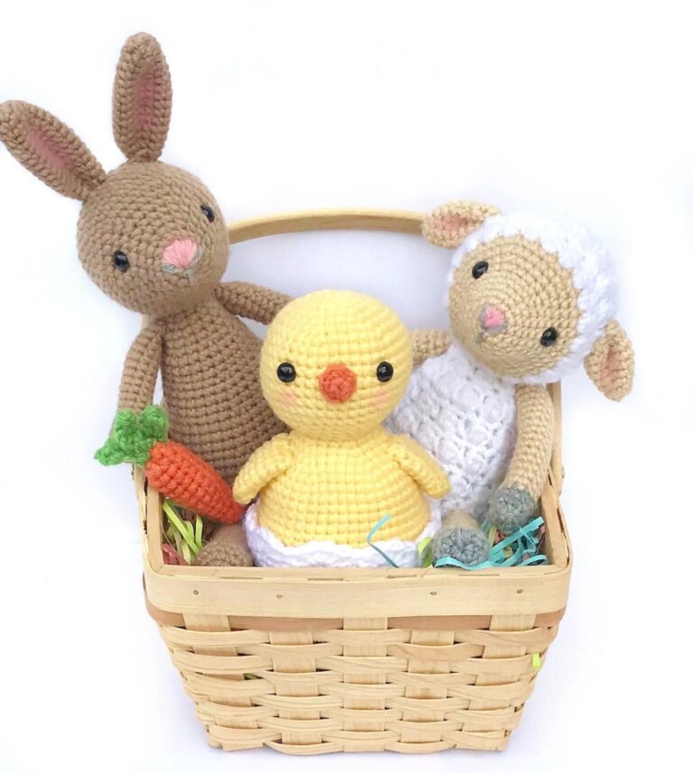 Crochet Easter animals basket