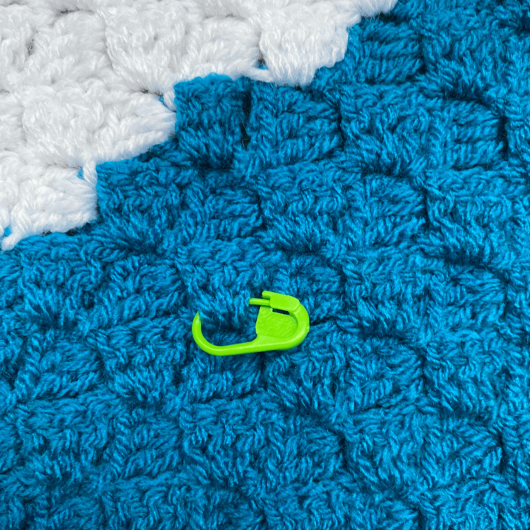 Green stitch marker crochet