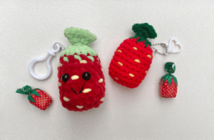 Crocheted strawberry keychains, candy
